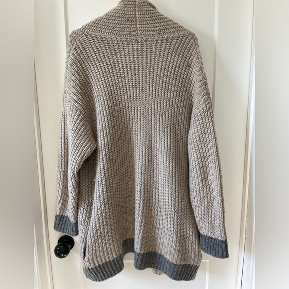 Gap* Sweater Jacket - Picture 2 of 3